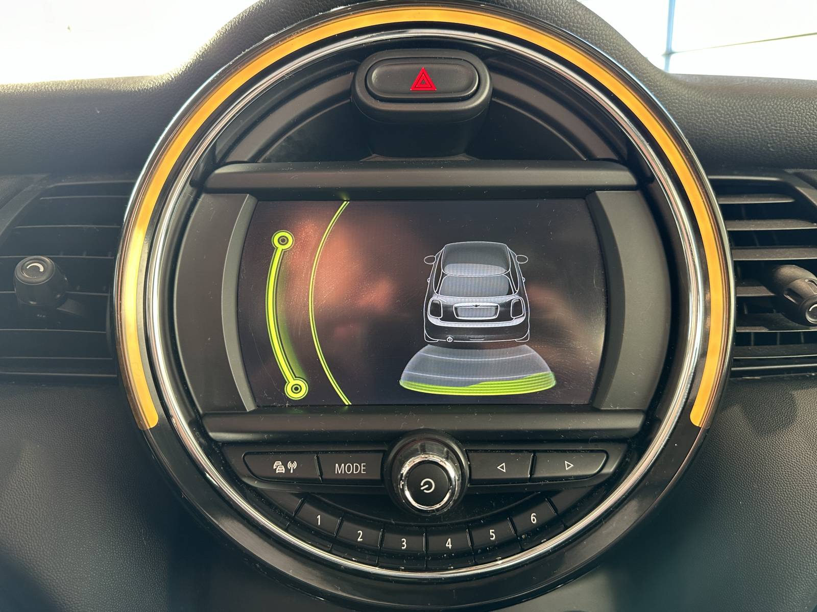 MINI Hatch 3 Portes One 102 ch Edition Blackfriars