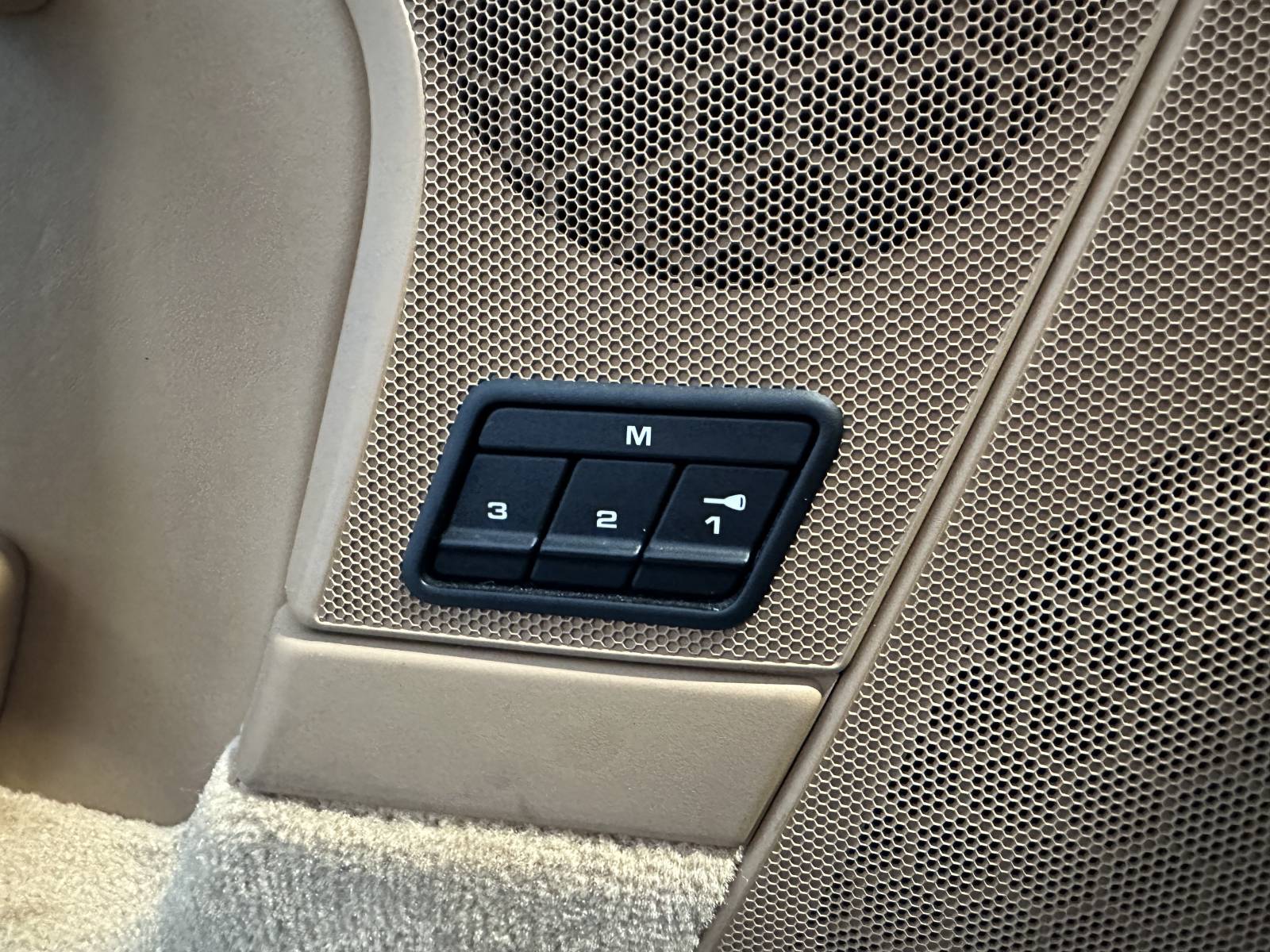 PORSCHE 911 Carrera 4S Coupé 3.8i Tiptronic S A