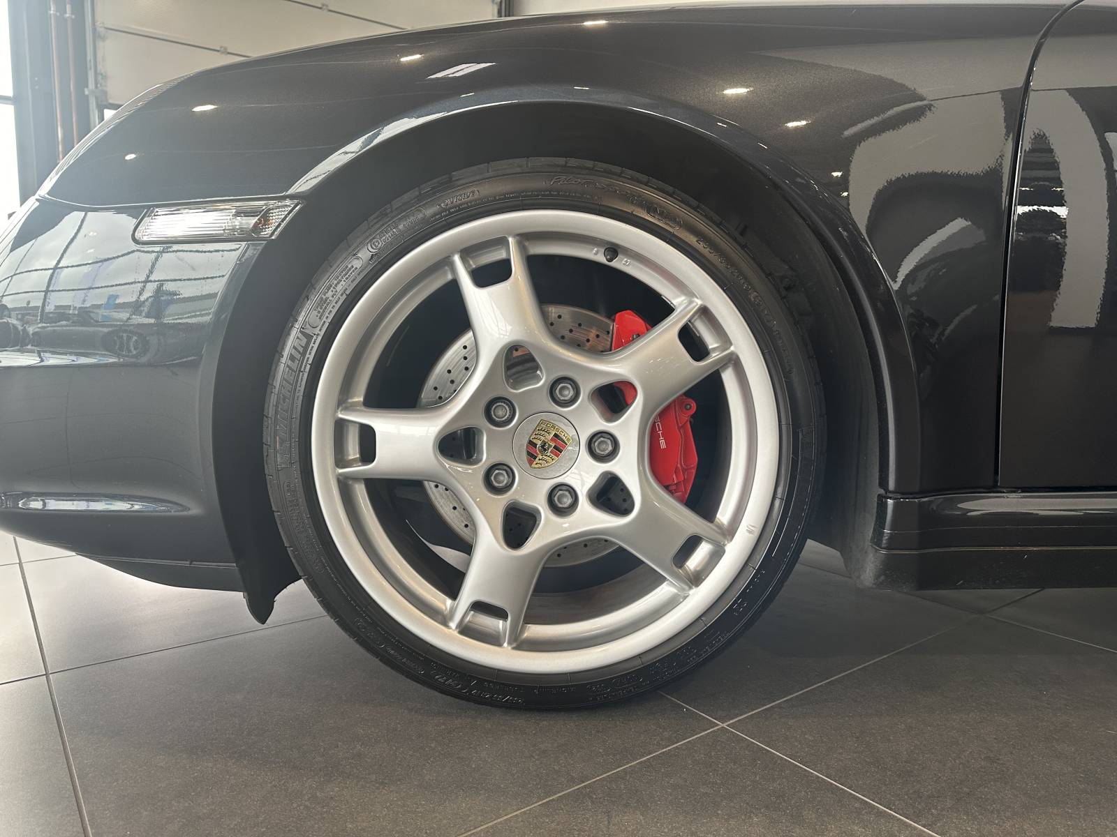 PORSCHE 911 Carrera 4S Coupé 3.8i Tiptronic S A