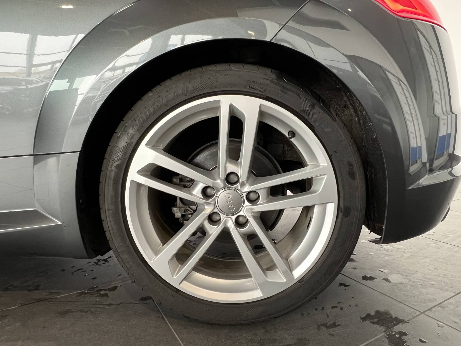 AUDI TT Coupé 1.8 TFSI 180 S tronic 7 S line