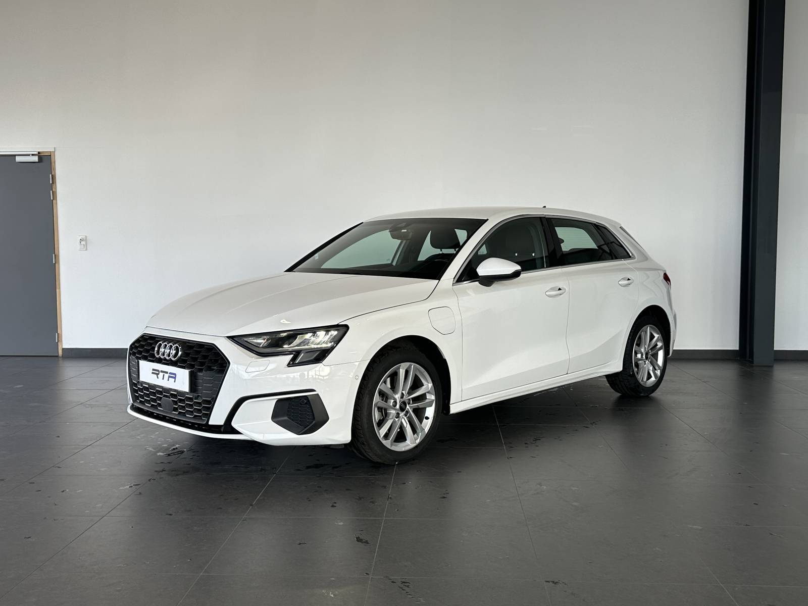 AUDI A3 Sportback 40 TFSIe 204 S tronic 6 Design