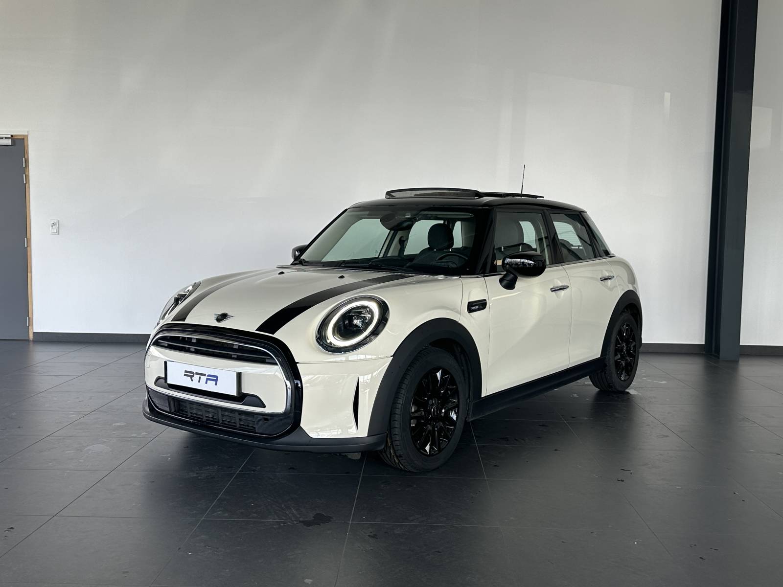 MINI Hatch 5 Portes Cooper 136 ch Edition Camden