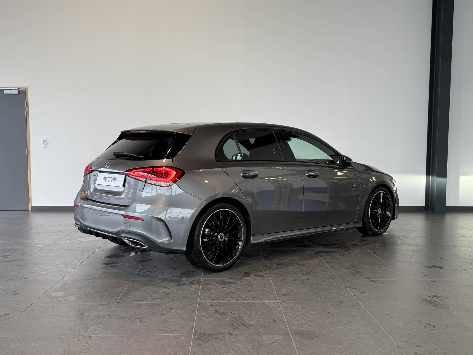 MERCEDES CLASSE A 180 d AMG Line