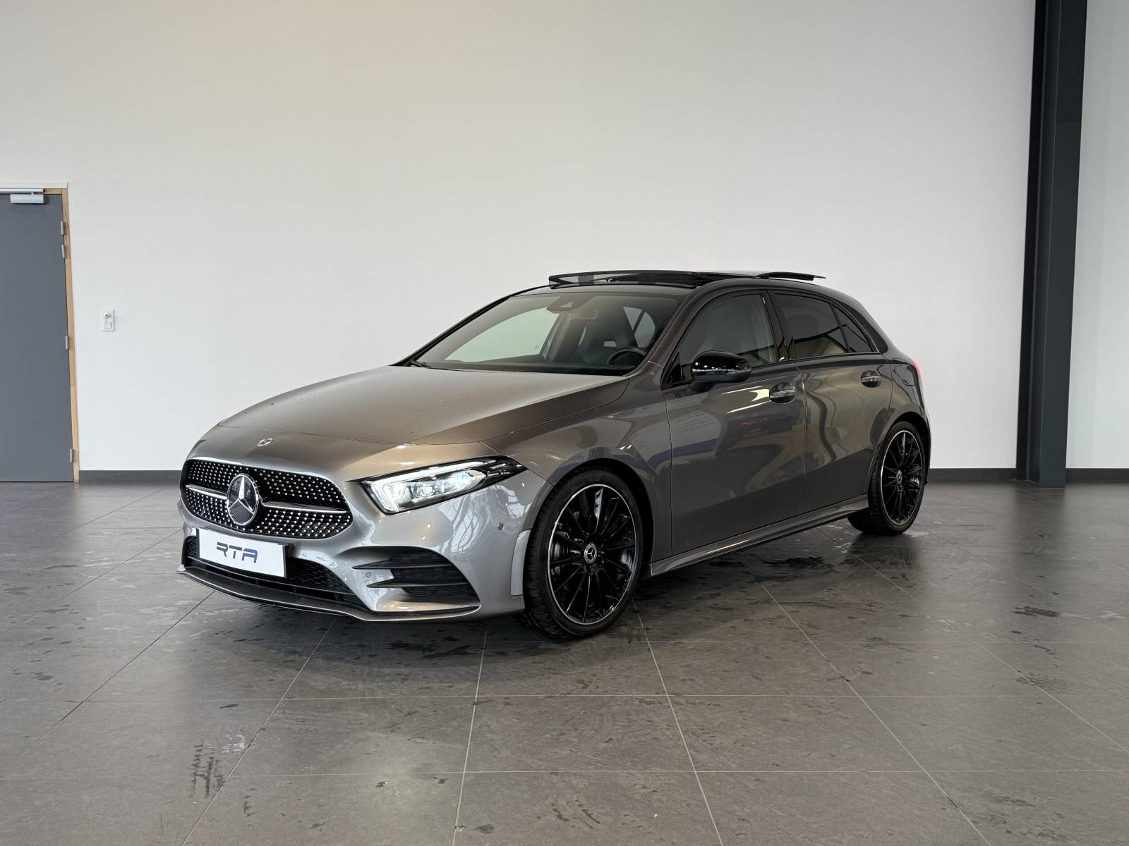 MERCEDES CLASSE A 180 d AMG Line