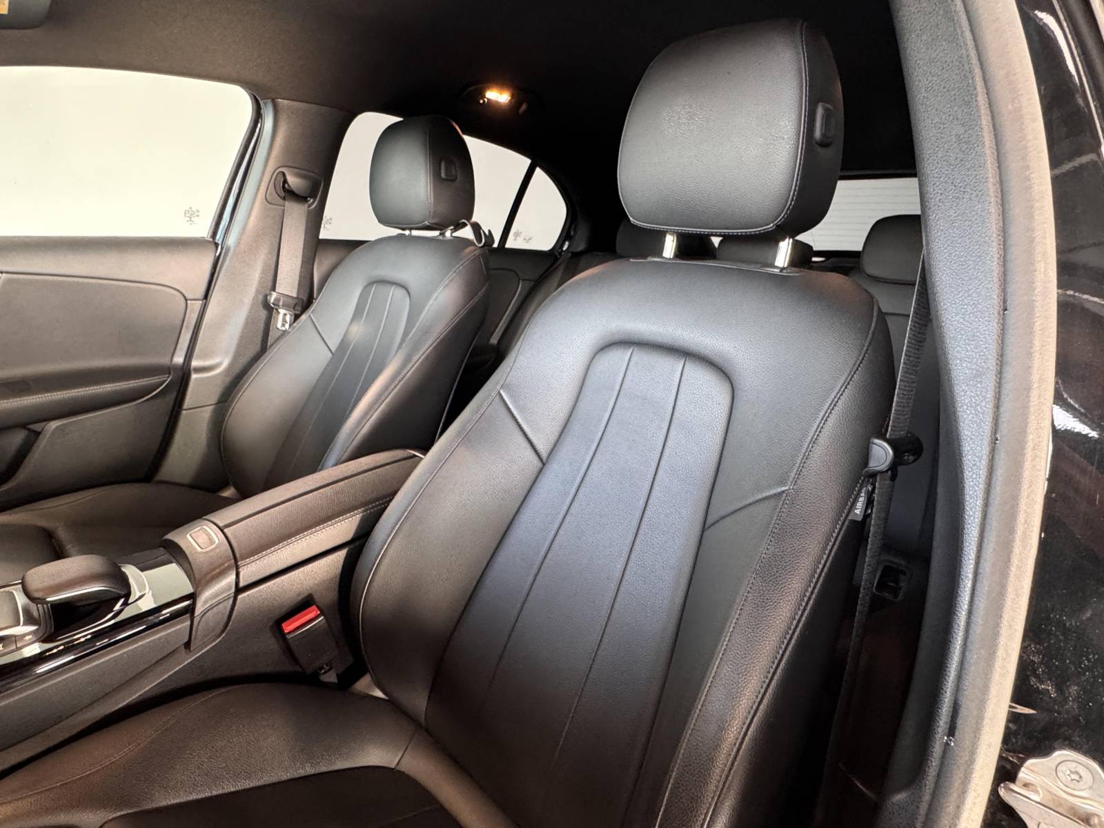 MERCEDES CLASSE A 180 D 7G-DCT BUSINESS LINE