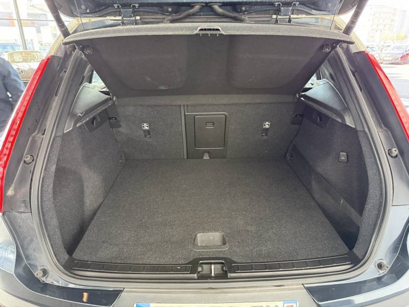 VOLVO XC40 T3 163 ch Geartronic 8 Business