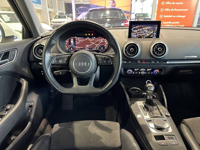 AUDI A3 Sportback 40 e-tron 204 S tronic 6 Design Luxe