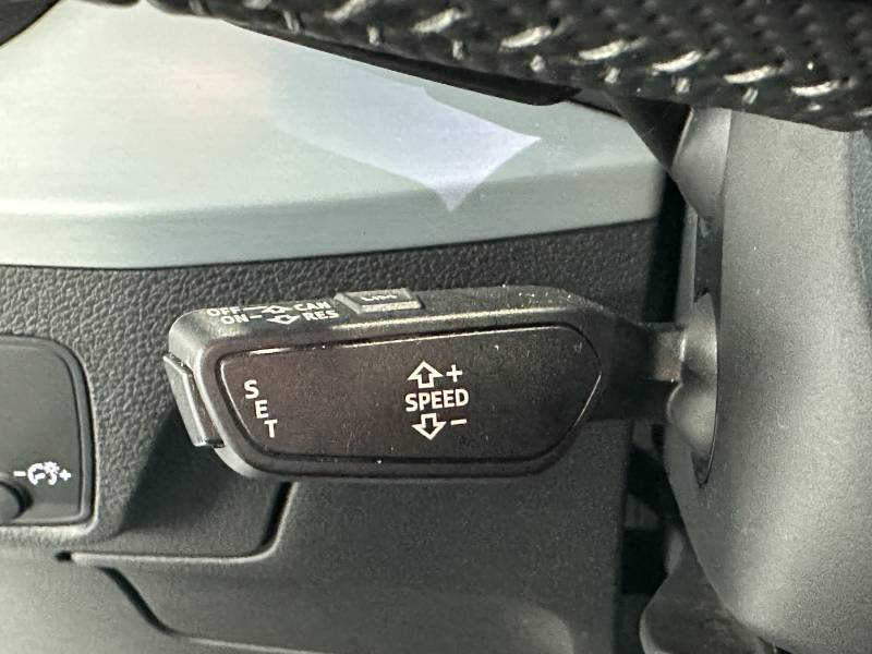 AUDI Q2 1.4 TFSI COD 150 ch S tronic 7 S Line