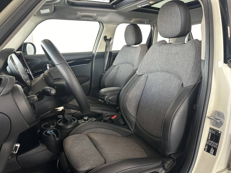 MINI Hatch 5 Portes Cooper 136 ch Edition Camden