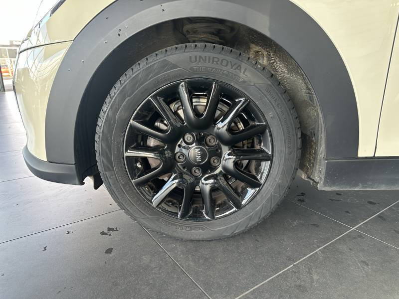 MINI Hatch 5 Portes Cooper 136 ch Edition Camden