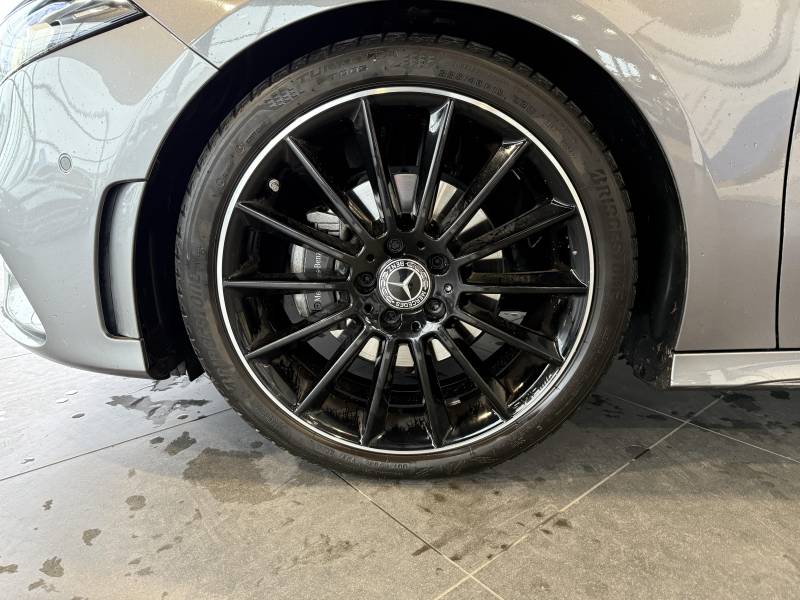 MERCEDES CLASSE A 180 d AMG Line