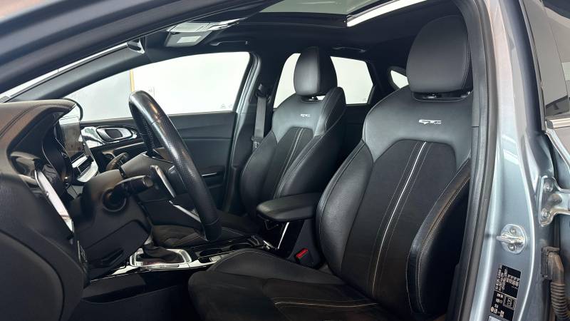 KIA PROCEED 1.6 CRDi 136 ch ISG DCT7 GT Line